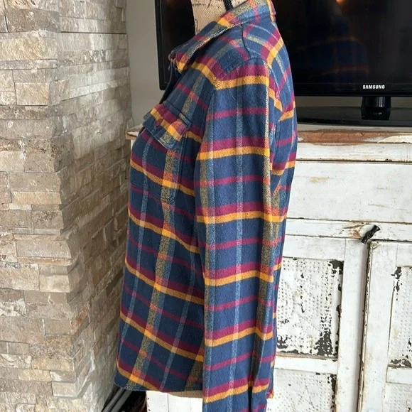 Patagonia Fjord worn wear organic cotton navy mustard burgundy flannel shirt - Picture 8 of 16